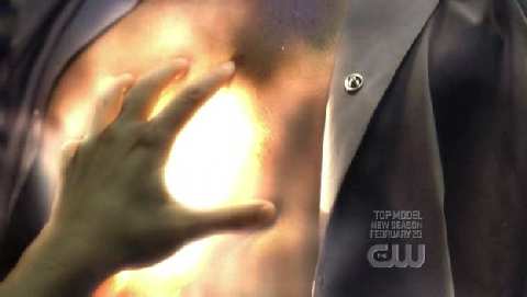 SMALLVILLE 7x12 FRACTURE